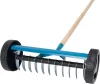 Strend Pro R152W 11 fogú levegőztető gyepgereblye kerekekkel, nyéllel