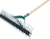 Strend Pro R151.WH 11/21 fogú, levegőztető gyepgereblye fa nyéllel