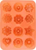 MagicHome szilikon muffinforma különböző formákkal – 21,2 × 15,6 × 3 cm
